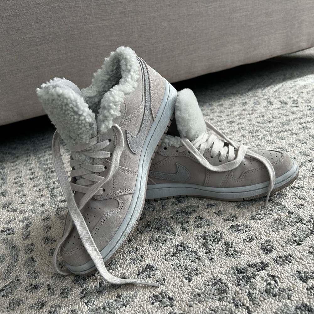 Nike air Jordan Sherpa sneakers